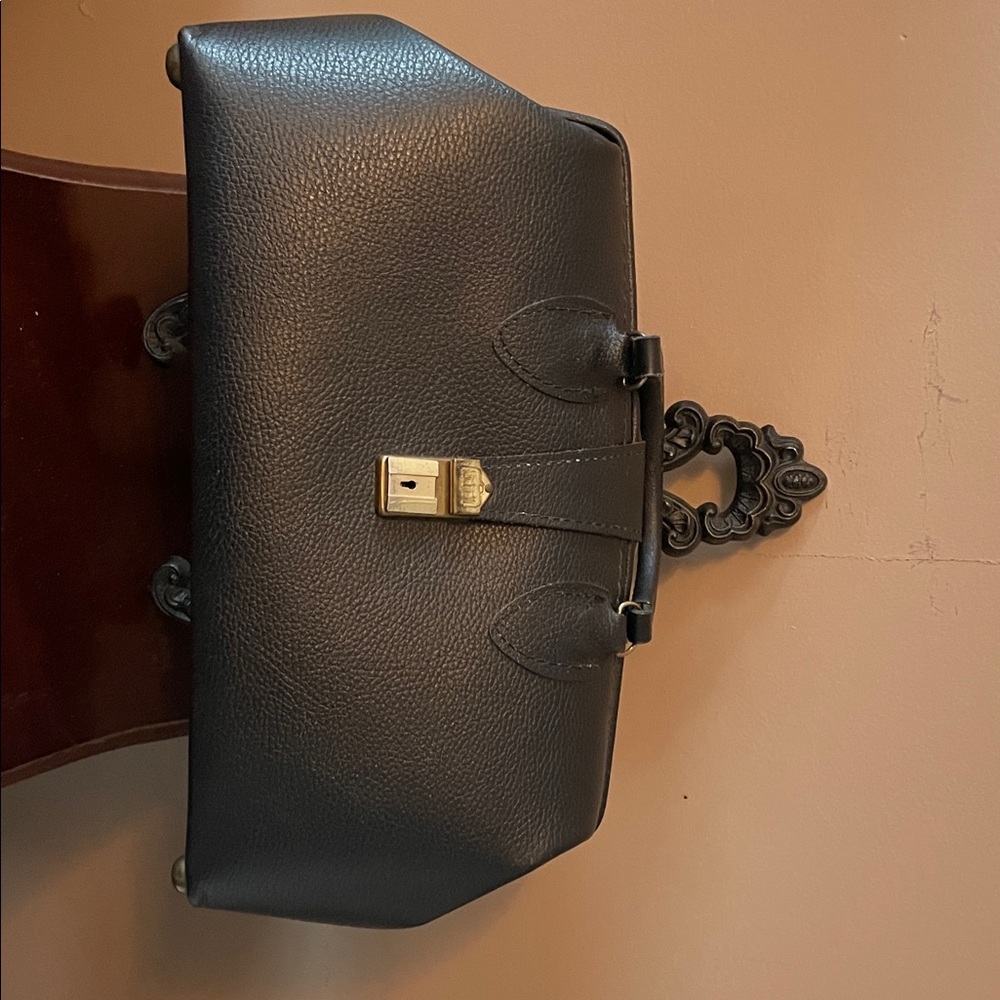 Vintage Schell  doctors medical bag Black with Gold Clasp